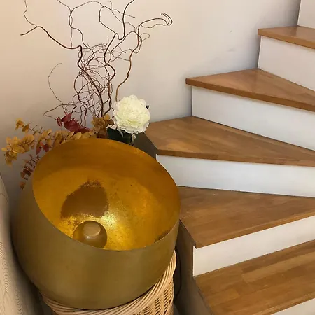 Place Center Apartment *